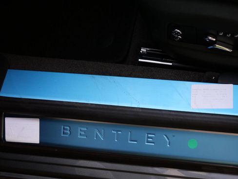 New 2026 Bentley Flying Spur Plug-In Hybrid AWD/4WD image 14