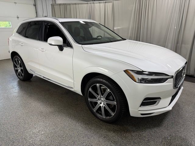 Used 2021 Volvo XC60 T8 Inscription AWD/4WD image 3