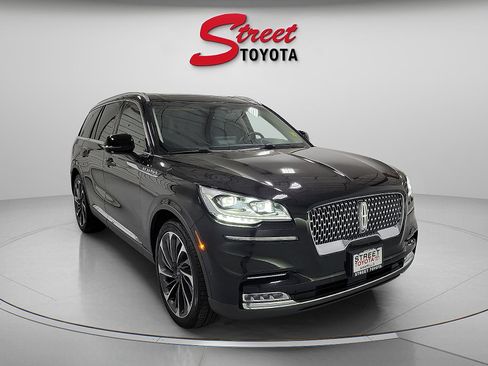Used 2024 Lincoln Aviator Reserve w/ Equipment Group 201A RWD image 5