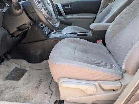 Used 2013 Nissan Rogue S w/ Special Edition Pkg FWD image 9