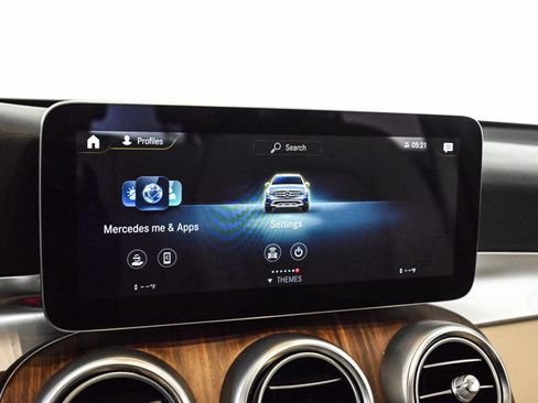 Used 2022 Mercedes-Benz GLC 300 4MATIC image 16