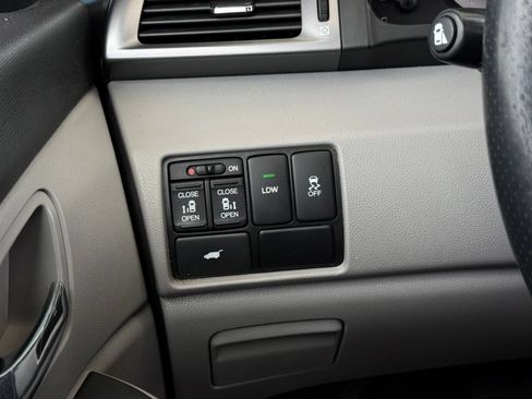 Used 2014 Honda Odyssey EX-L image 33