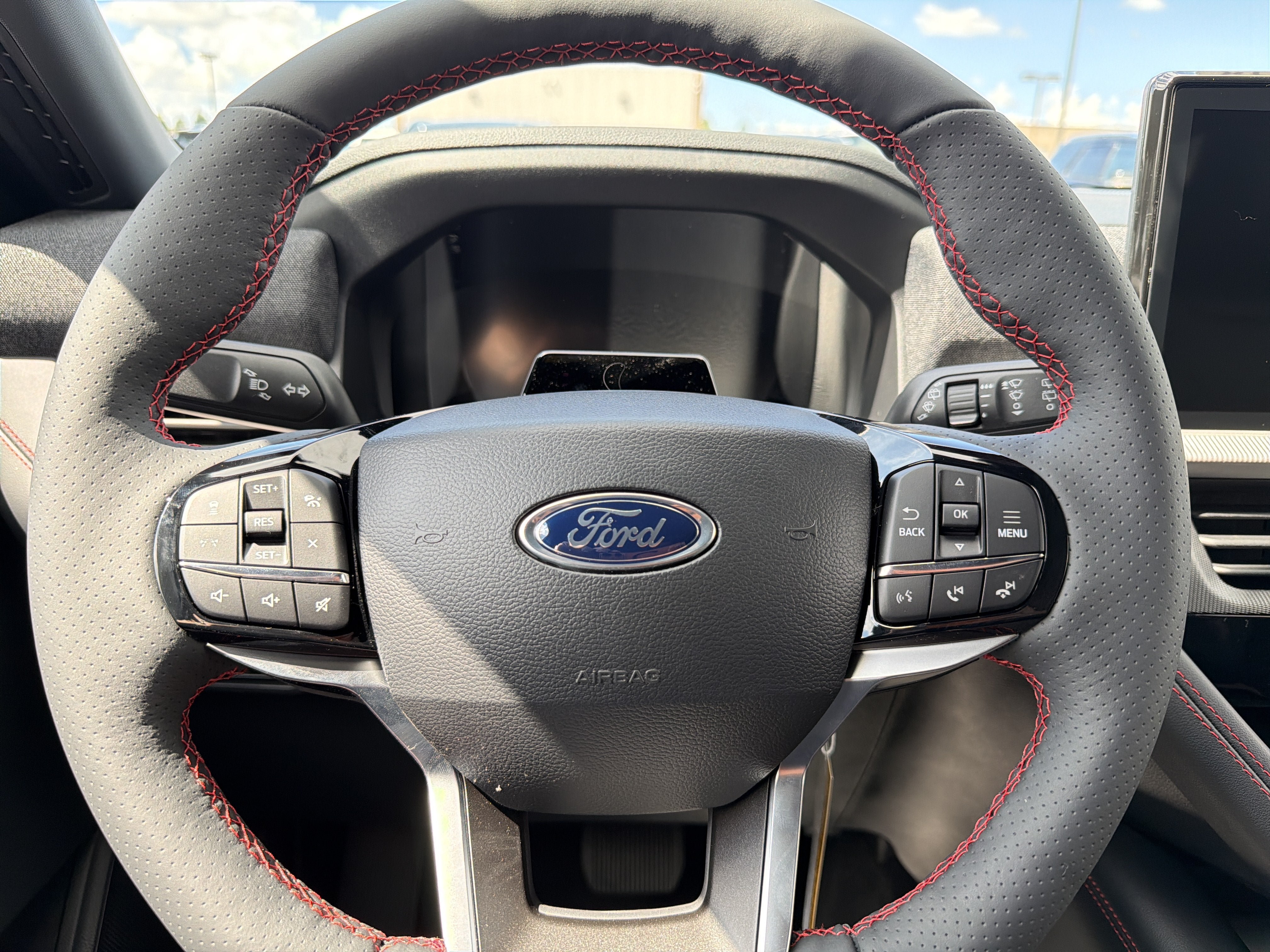 New 2026 Ford Explorer ST-Line AWD/4WD image 14