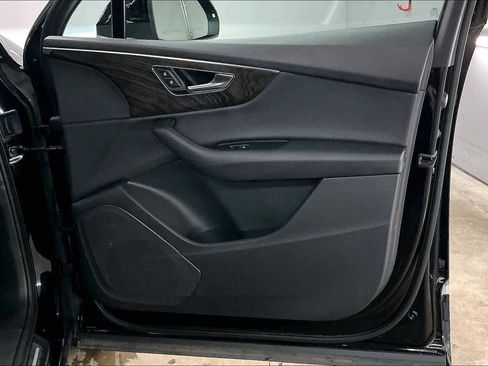 Used 2022 Audi Q7 2.0T Premium image 26