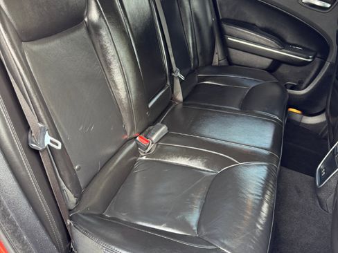 Used 2021 Chrysler 300 Touring L image 15