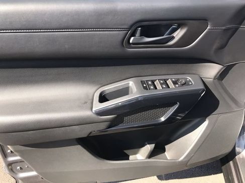 Certified 2024 Nissan Pathfinder S AWD/4WD image 13