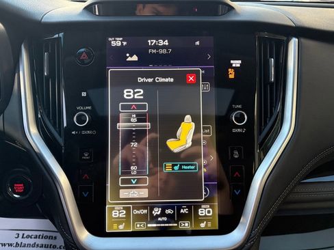 Used 2020 Subaru Outback Limited image 32