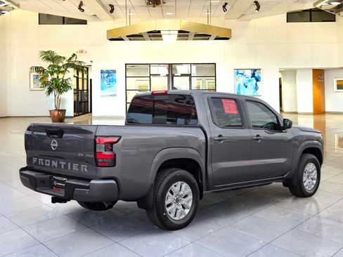 Certified 2023 Nissan Frontier SV w/ SV Convenience Package AWD/4WD image 5