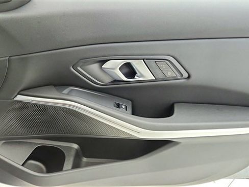Used 2025 BMW 330i xDrive Sedan image 24