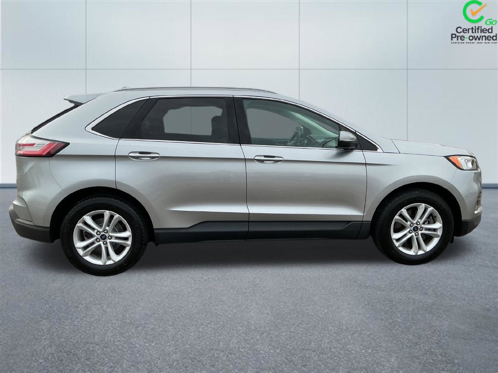 Used 2020 Ford Edge SEL w/ Cold Weather Package AWD/4WD image 8