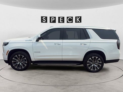Used 2025 Chevrolet Tahoe High Country w/ Sun And Tow Package AWD/4WD image 2