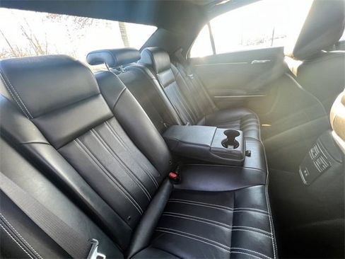 Used 2023 Chrysler 300 S image 13