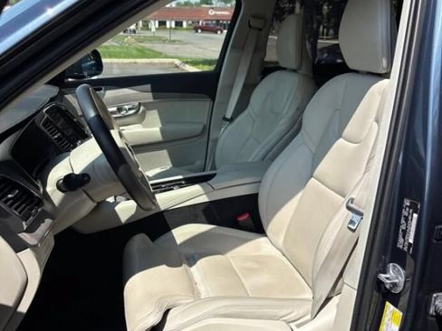 Used 2024 Volvo XC90 T8 Ultimate w/ Protection Package Premier AWD/4WD image 5