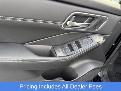 Used 2026 Nissan Rogue Platinum w/ Platinum Premium Package AWD/4WD image 24