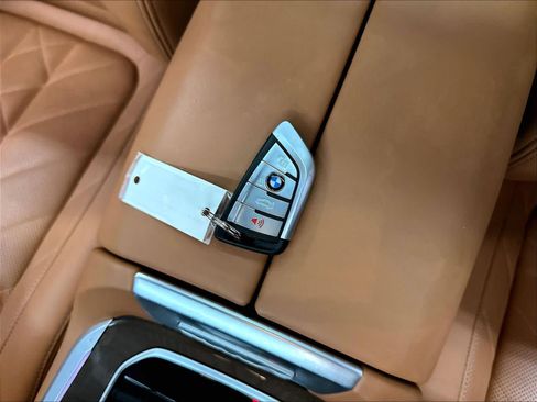 Used 2023 BMW X5 xDrive40i AWD/4WD image 13