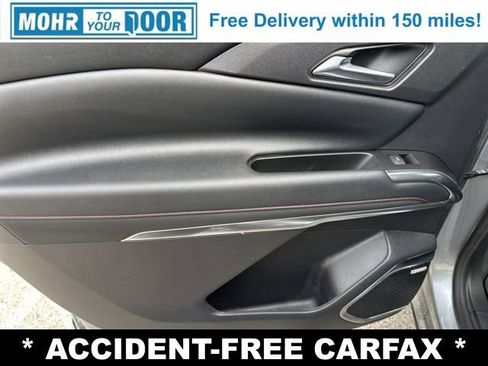 Used 2024 Chevrolet Traverse Z71 w/ Enhanced Driving Package image 32