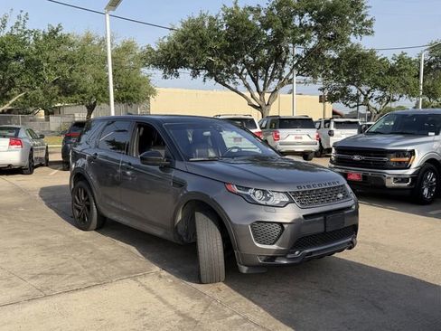 Used 2019 Land Rover Discovery Sport HSE image 3