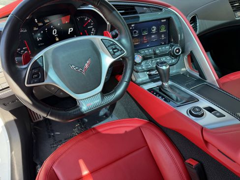 Used 2019 Chevrolet Corvette Z06 RWD image 17