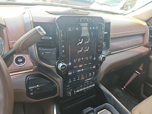 Used 2024 RAM 2500 Limited w/ Towing Technology Group AWD/4WD image 20