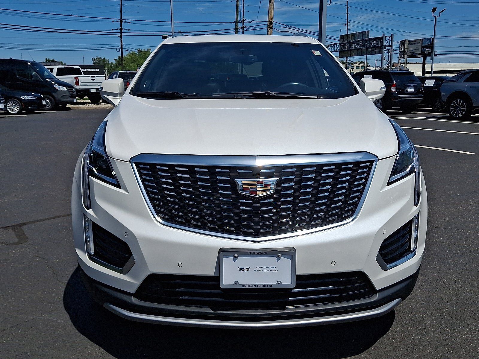 Certified 2022 Cadillac XT5 Premium Luxury AWD/4WD image 8