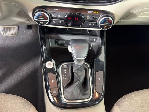 Used 2020 Kia Soul EX image 15