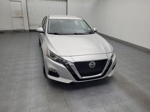 Used 2020 Nissan Altima 2.5 S FWD image 14