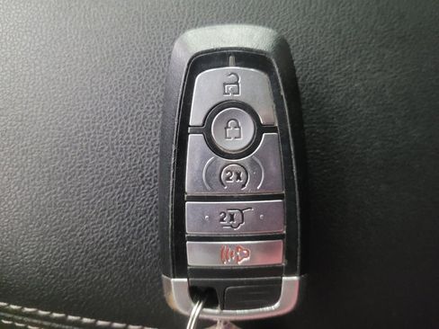Used 2023 Ford Escape Active AWD/4WD image 32