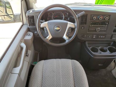 Used 2017 Chevrolet Express 2500 LS RWD image 15