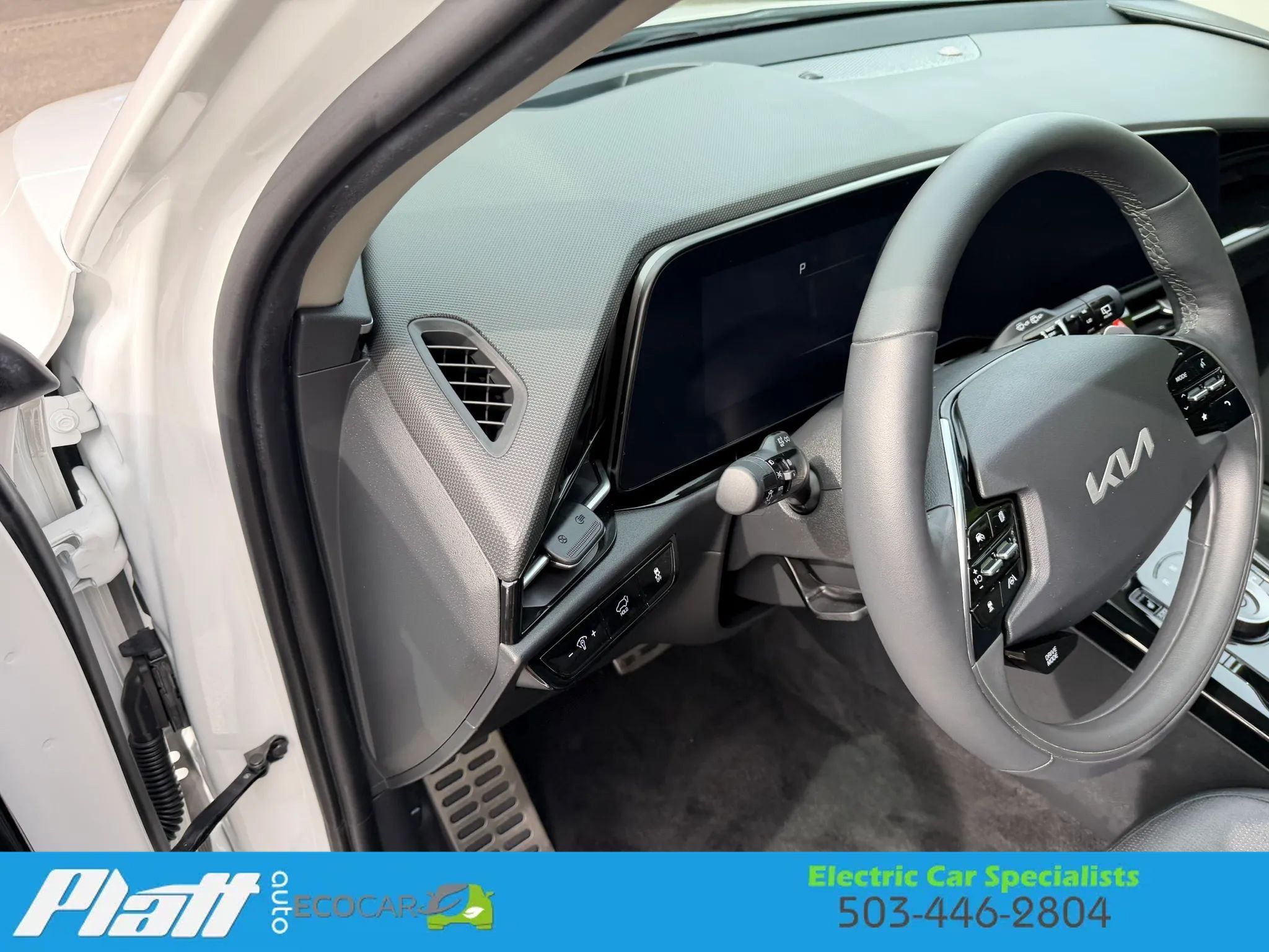 Used 2023 Kia Niro Wave FWD image 23