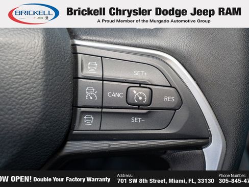 New 2025 Jeep Grand Cherokee Laredo w/ Luxury Tech Group I image 31