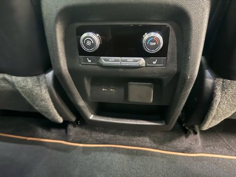 Certified 2024 GMC Acadia AT4 w/ Super Cruise Package image 26