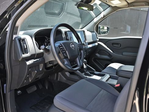 Used 2026 Nissan Frontier S w/ Tow Package RWD image 13