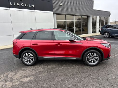 Certified 2023 Lincoln Corsair AWD w/ Equipment Group 101A image 8