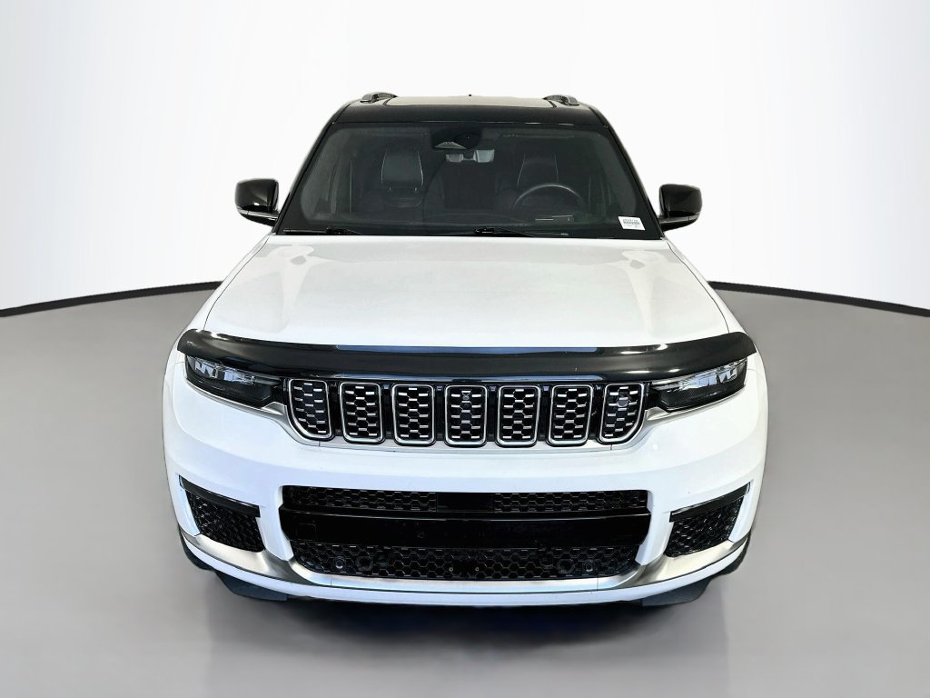 Used 2023 Jeep Grand Cherokee L Summit AWD/4WD image 2