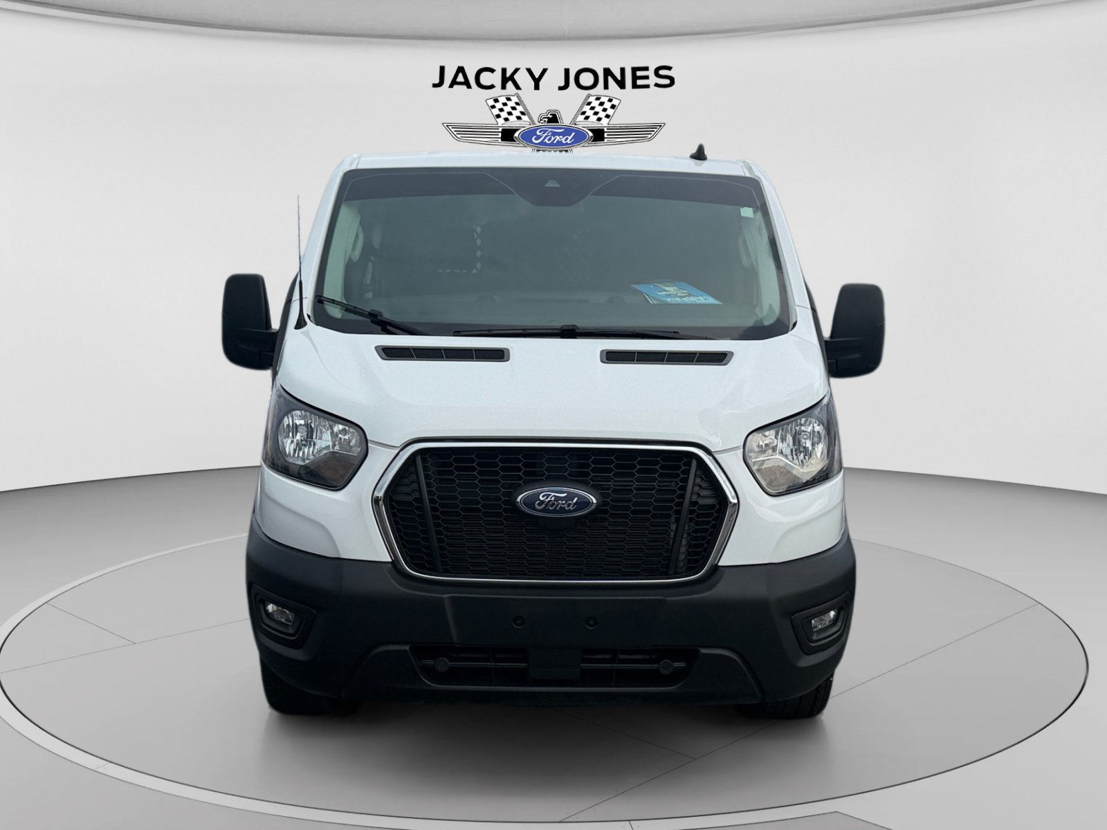 Used 2024 Ford Transit 250 Low Roof w/ Exterior Upgrade Package RWD image 8