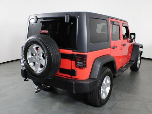 Used 2013 Jeep Wrangler Unlimited Sport image 15