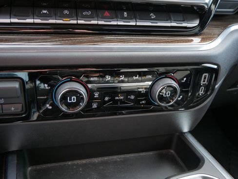 Used 2023 Chevrolet Silverado 1500 LT Trail Boss w/ Convenience Package II image 31