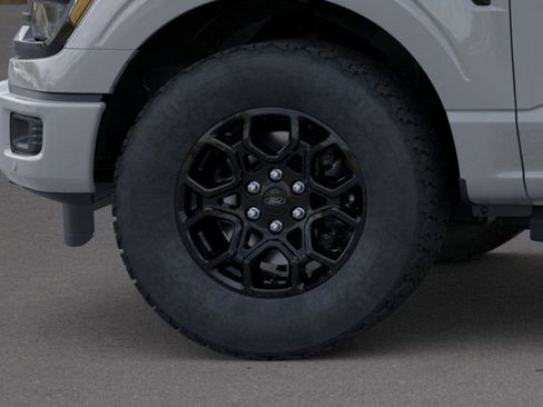 New 2026 Ford F150 XLT w/ Equipment Group 302A MID image 19