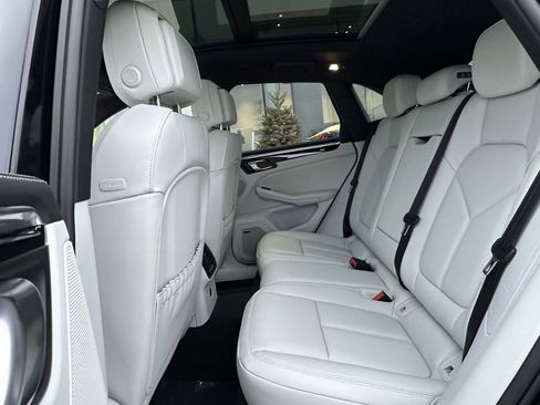 New 2026 Porsche Macan S image 16