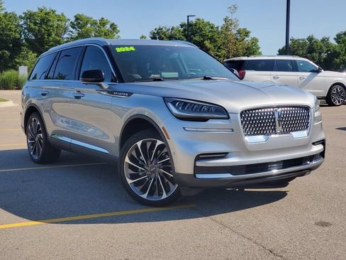 Used 2024 Lincoln Aviator Reserve w/ Equipment Group 201A AWD/4WD image 34