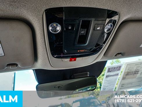 Used 2023 Kia Niro SX image 35