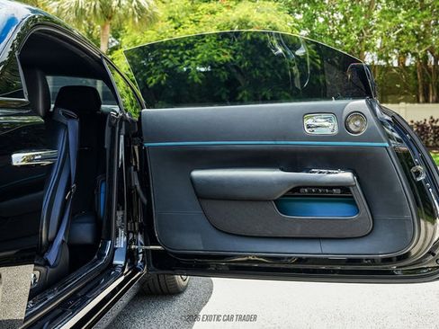 Used 2019 Rolls-Royce Wraith RWD image 41