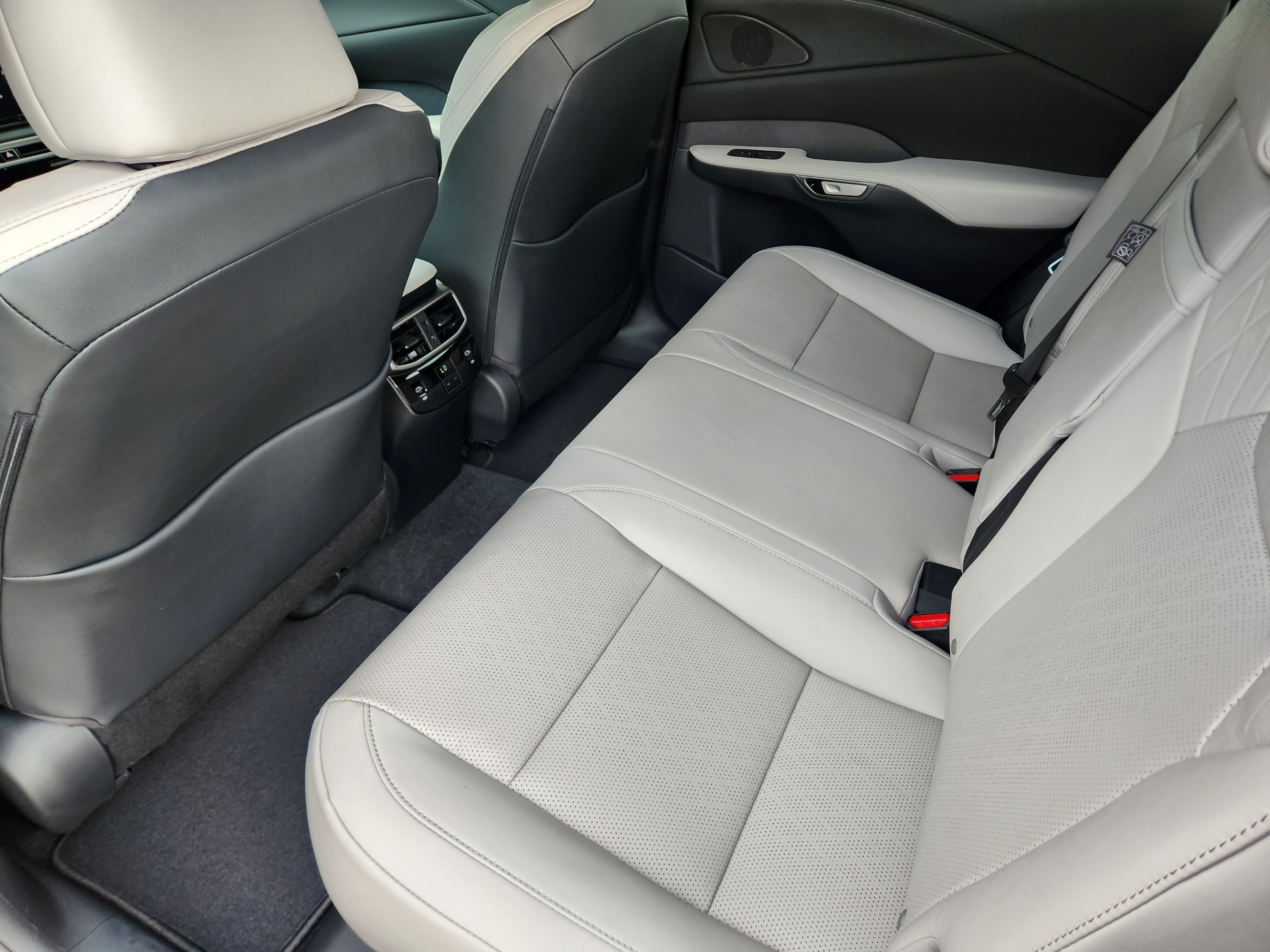 New 2026 Lexus RX 350 Premium Plus w/ Convenience Package AWD/4WD image 17