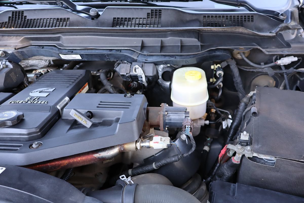 Used 2014 RAM 2500 Tradesman w/ Chrome Appearance Group AWD/4WD image 38