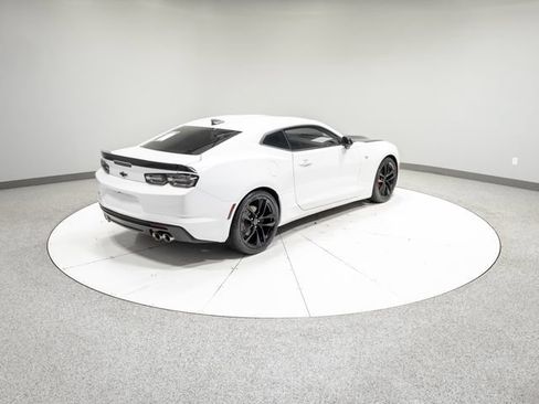 Used 2020 Chevrolet Camaro LT w/ 1LE Track Performance Package RWD image 25