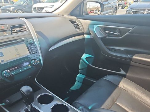 Used 2015 Nissan Altima 2.5 SL w/ Technology Package image 22