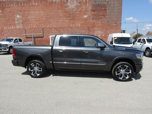 Used 2021 RAM 1500 Limited w/ Body Color Bumper Group AWD/4WD image 2