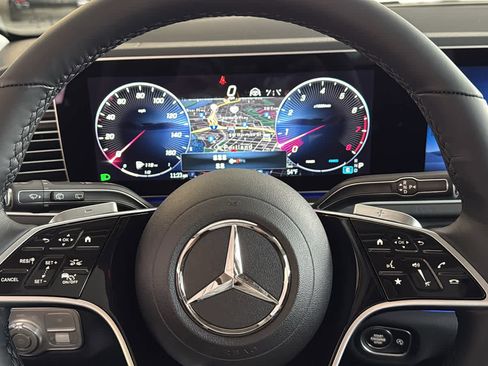 New 2026 Mercedes-Benz GLS 450 4MATIC image 18