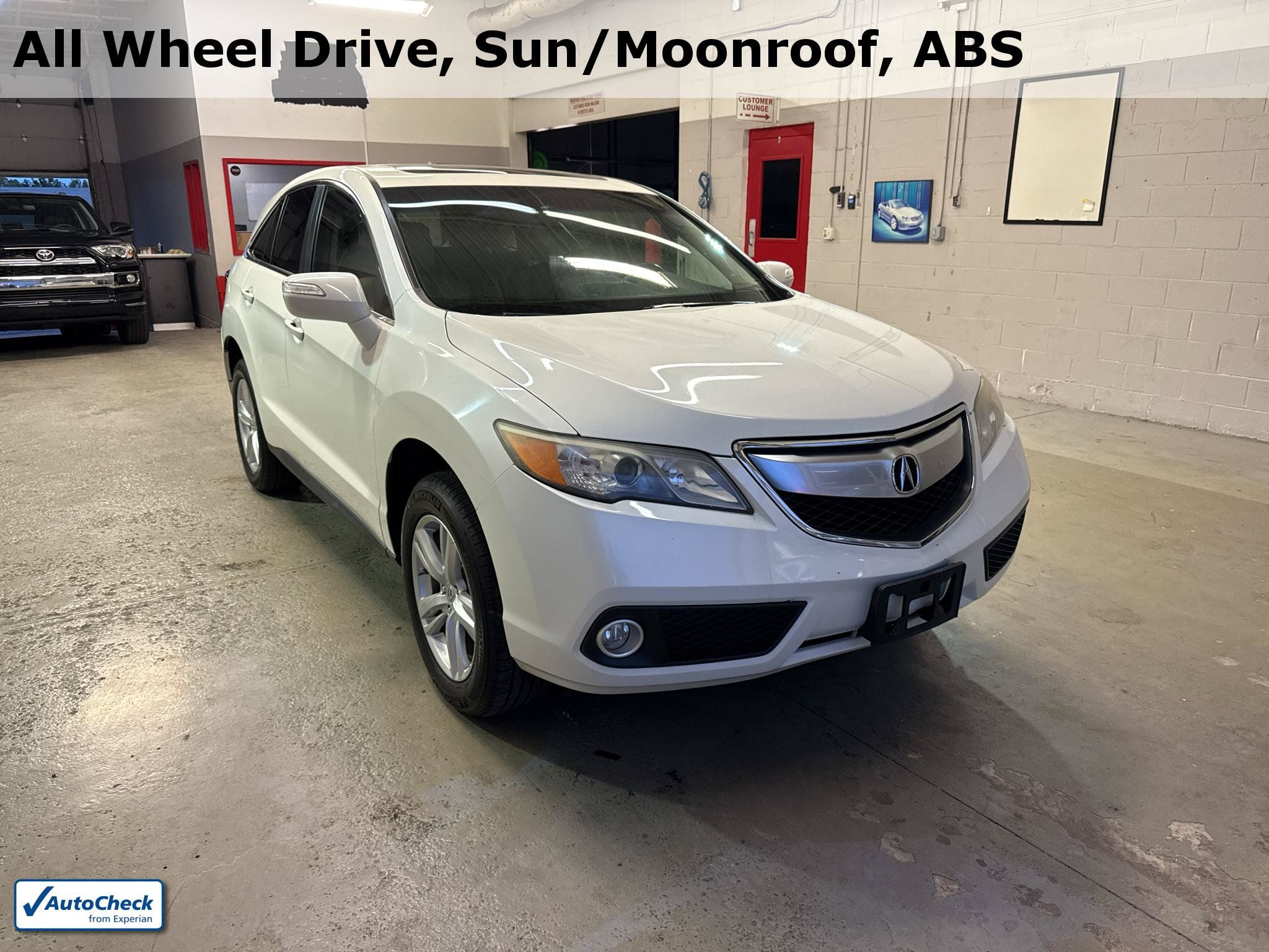 Used 2015 Acura RDX w/ Technology Package AWD/4WD image 1