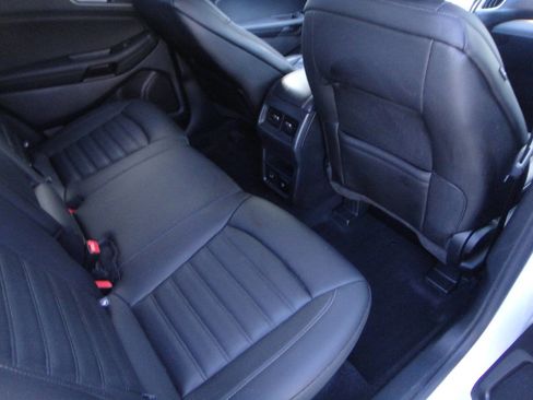 Used 2021 Ford Edge SEL w/ Convenience Package AWD/4WD image 14